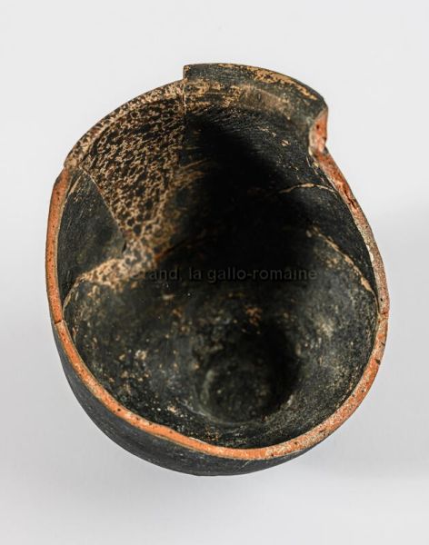 archéologie ; céramique ; vie domestique, gobelet, (GRD_2009.0.913)