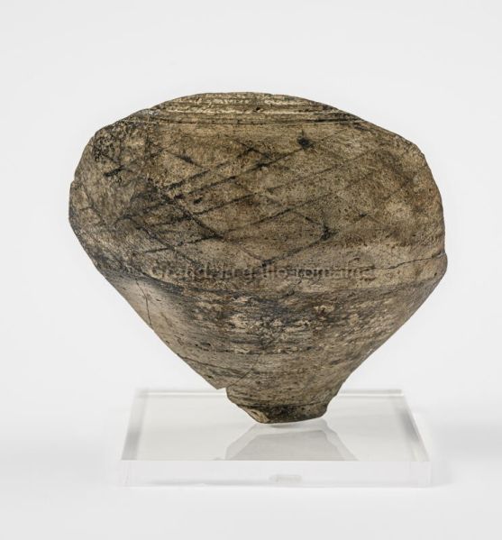 archéologie ; céramique, panse (élément, fragment) ; pot, (GRD_2016.0.35)