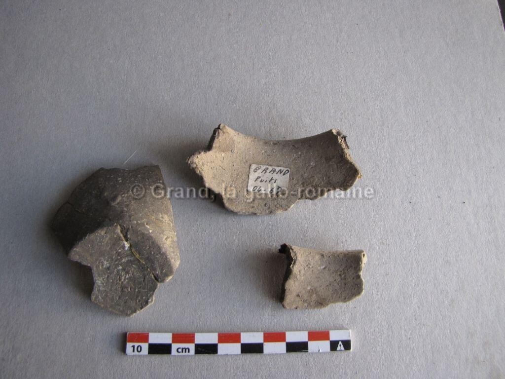 pot (fragment)