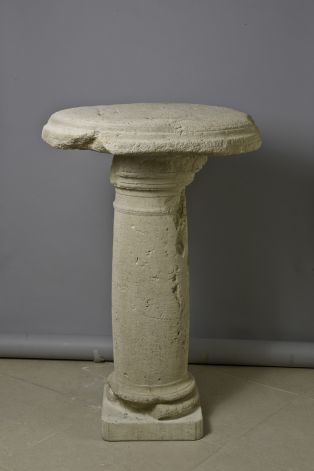 table de l'amphithéâtre ; © Conseil départemental des Vosges - Imatec photo.com