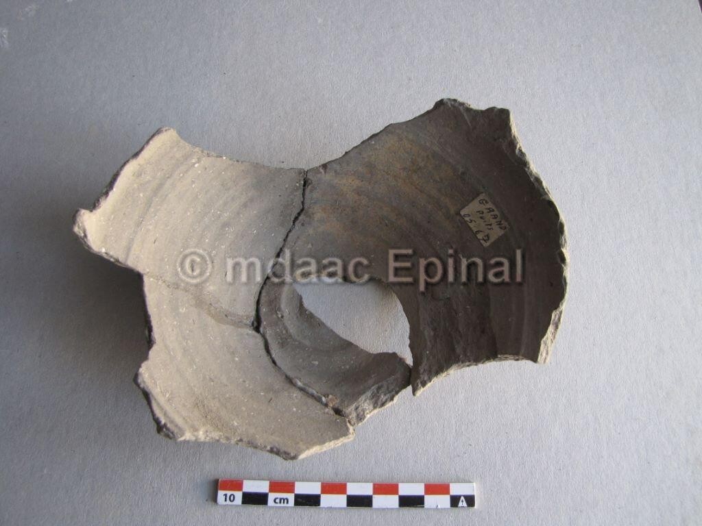 pot (fragment)